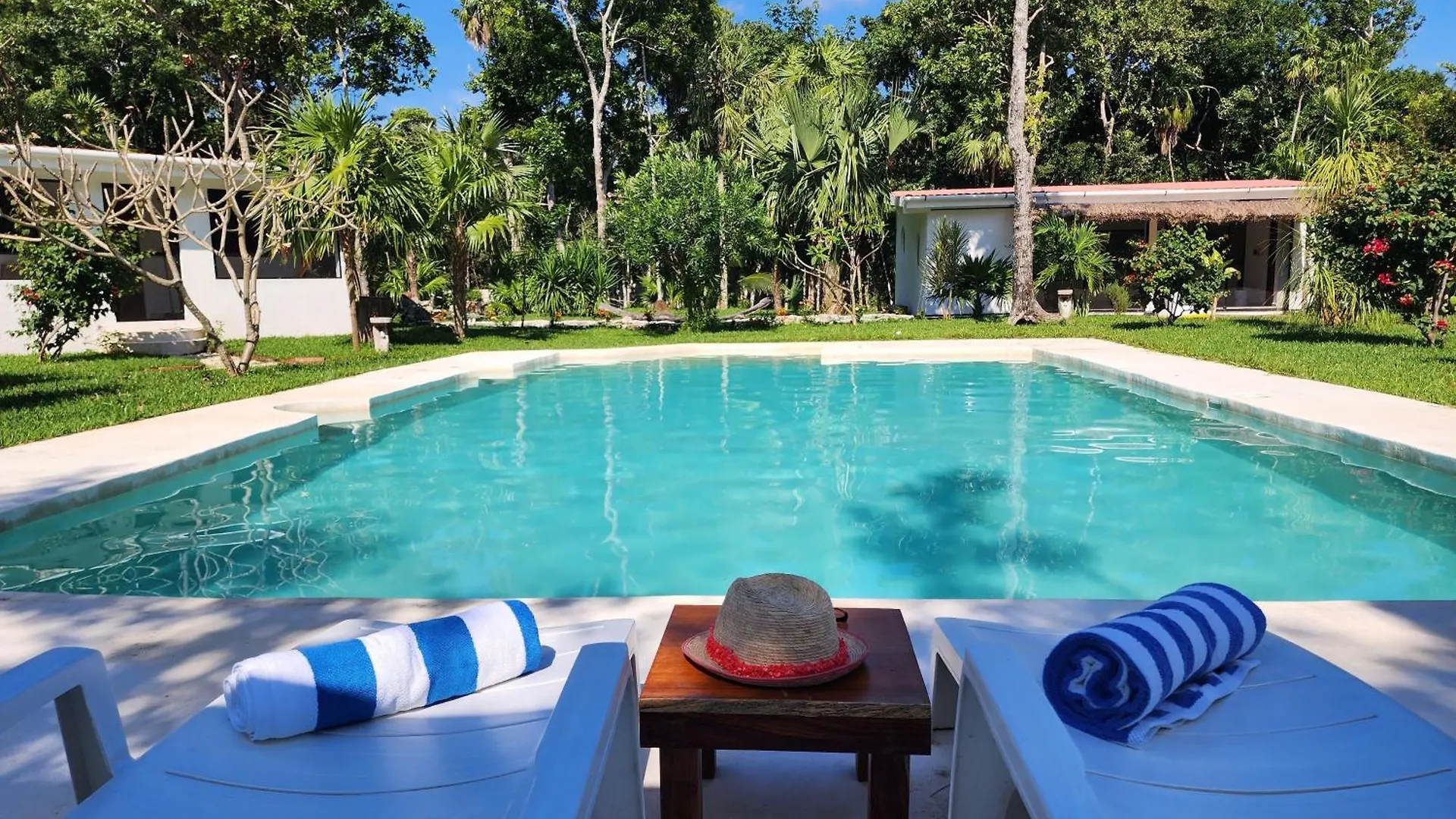 Hotel Casa Kokoba Akumal Ecohotel